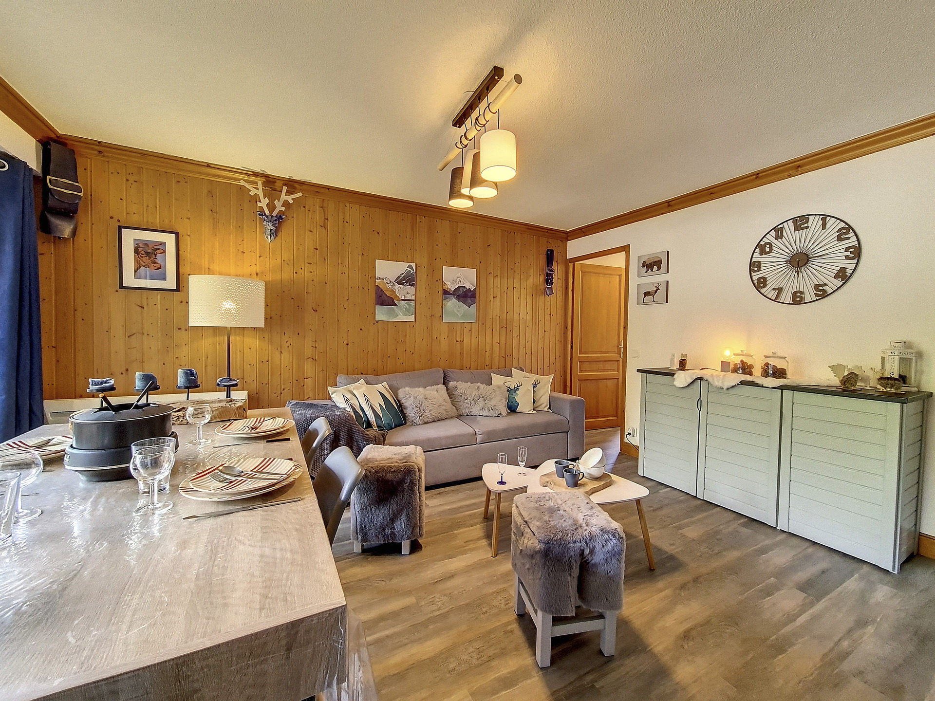 _agence-des-belleville_lv_images__lot_0000045732_04_27445905 _agence-des-belleville_lv_images__lot_0000045732_04_27445905