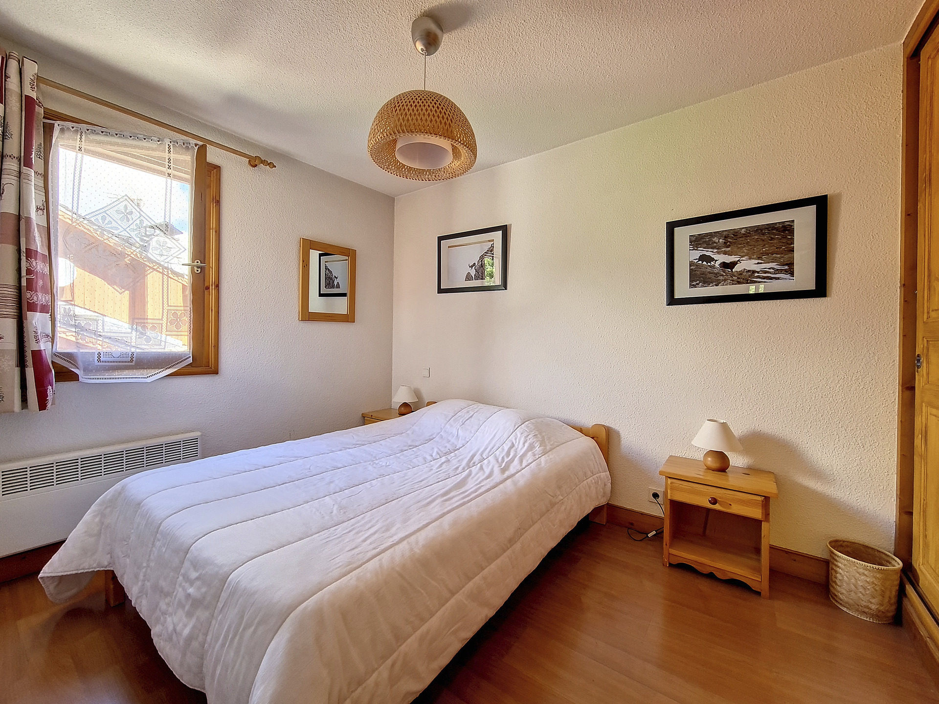 _agence-des-belleville_lv_images__lot_0000045733_10_26186291