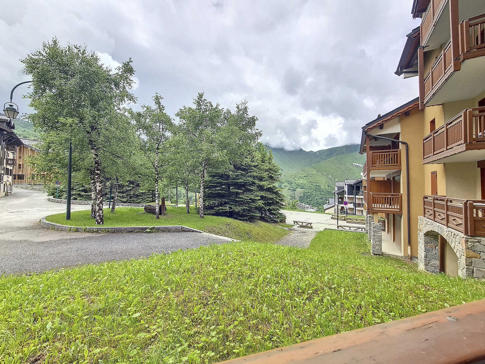 _agence-des-belleville_lv_images__lot_0000045735_11_23610485