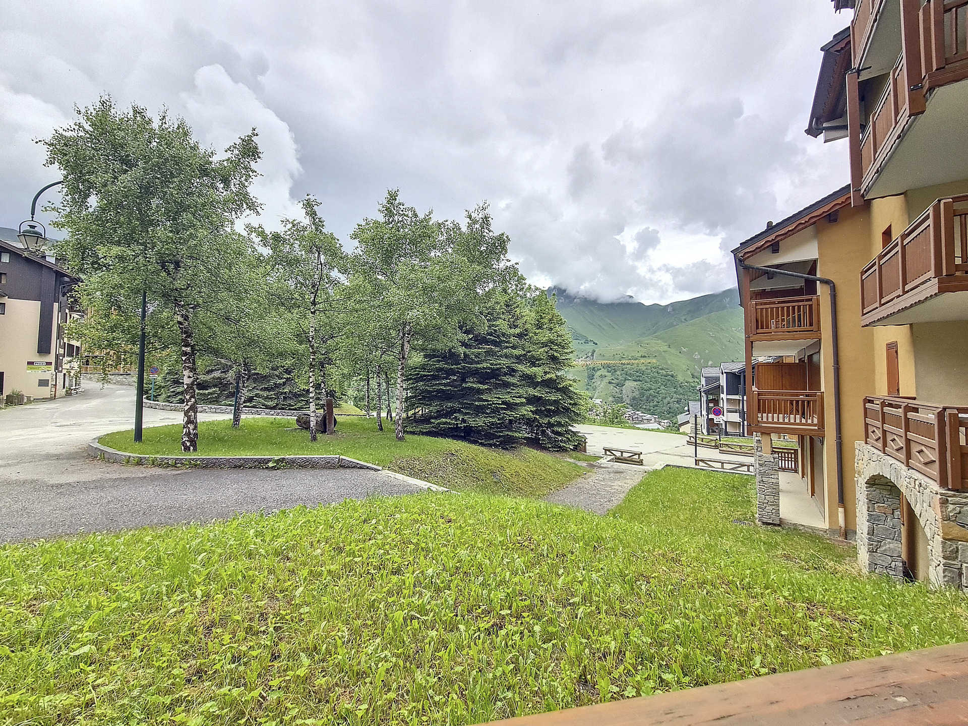 _agence-des-belleville_lv_images__lot_0000045735_13_23610487
