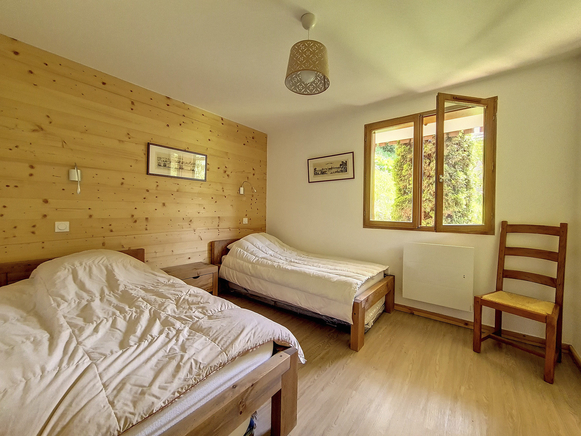 _agence-des-belleville_lv_images__lot_0000045744_13_27023448 _agence-des-belleville_lv_images__lot_0000045744_13_27023448