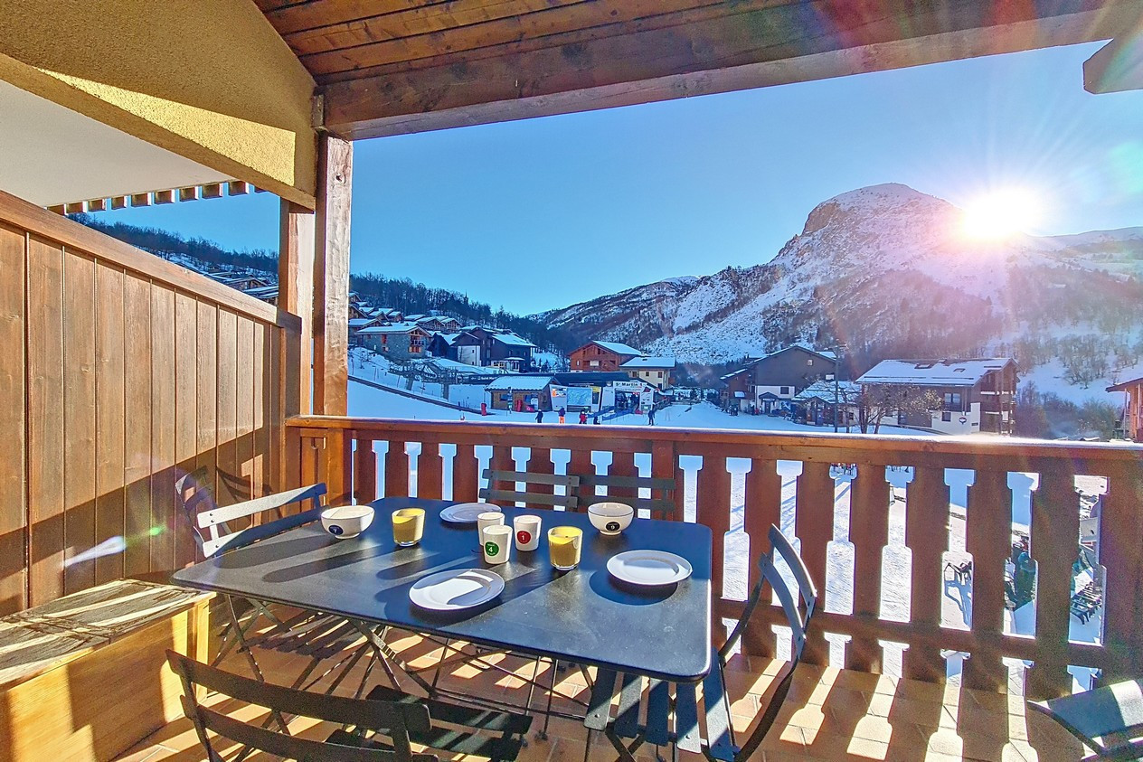 _agence-des-belleville_lv_images__lot_0000045755_15_27192520