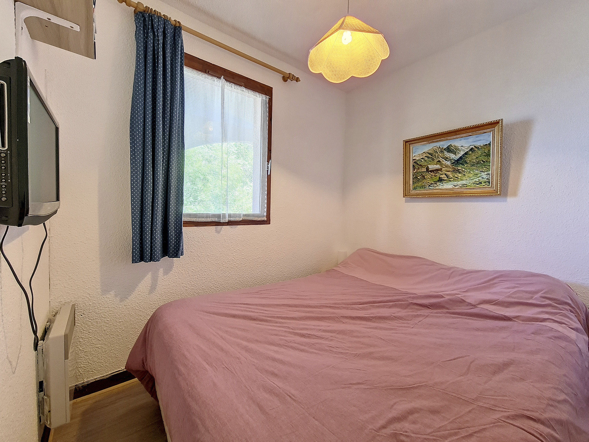 _agence-des-belleville_lv_images__lot_0000045771_12_28505544 _agence-des-belleville_lv_images__lot_0000045771_12_28505544