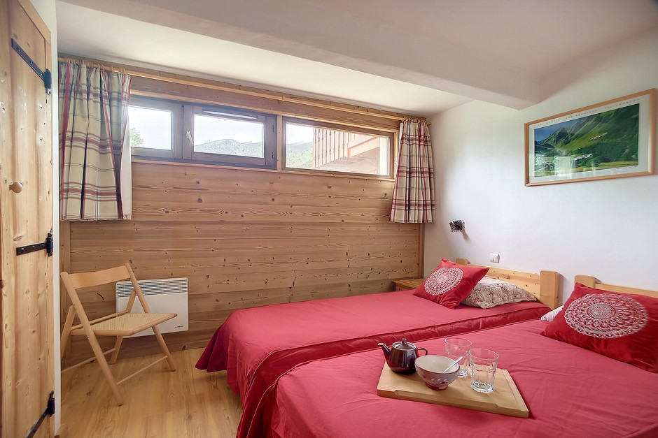 _agence-des-belleville_lv_images__lot_0000045787_12_26700985 _agence-des-belleville_lv_images__lot_0000045787_12_26700985