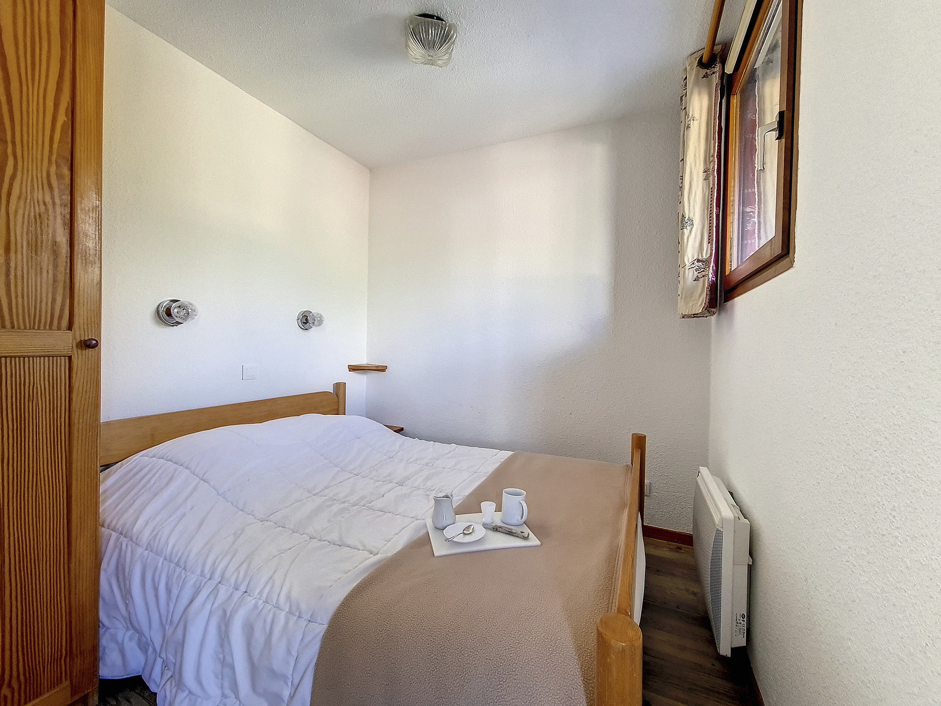 _agence-des-belleville_lv_images__lot_0000045795_12_24590869