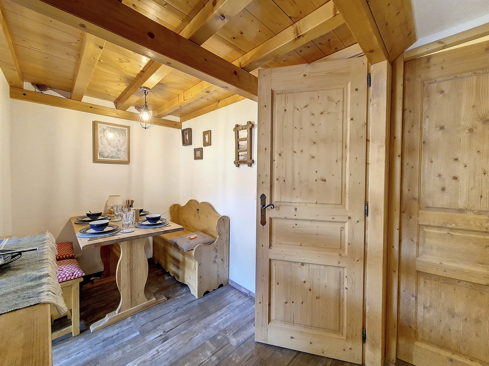 _agence-des-belleville_lv_images__lot_0000045796_10_28424464 _agence-des-belleville_lv_images__lot_0000045796_10_28424464