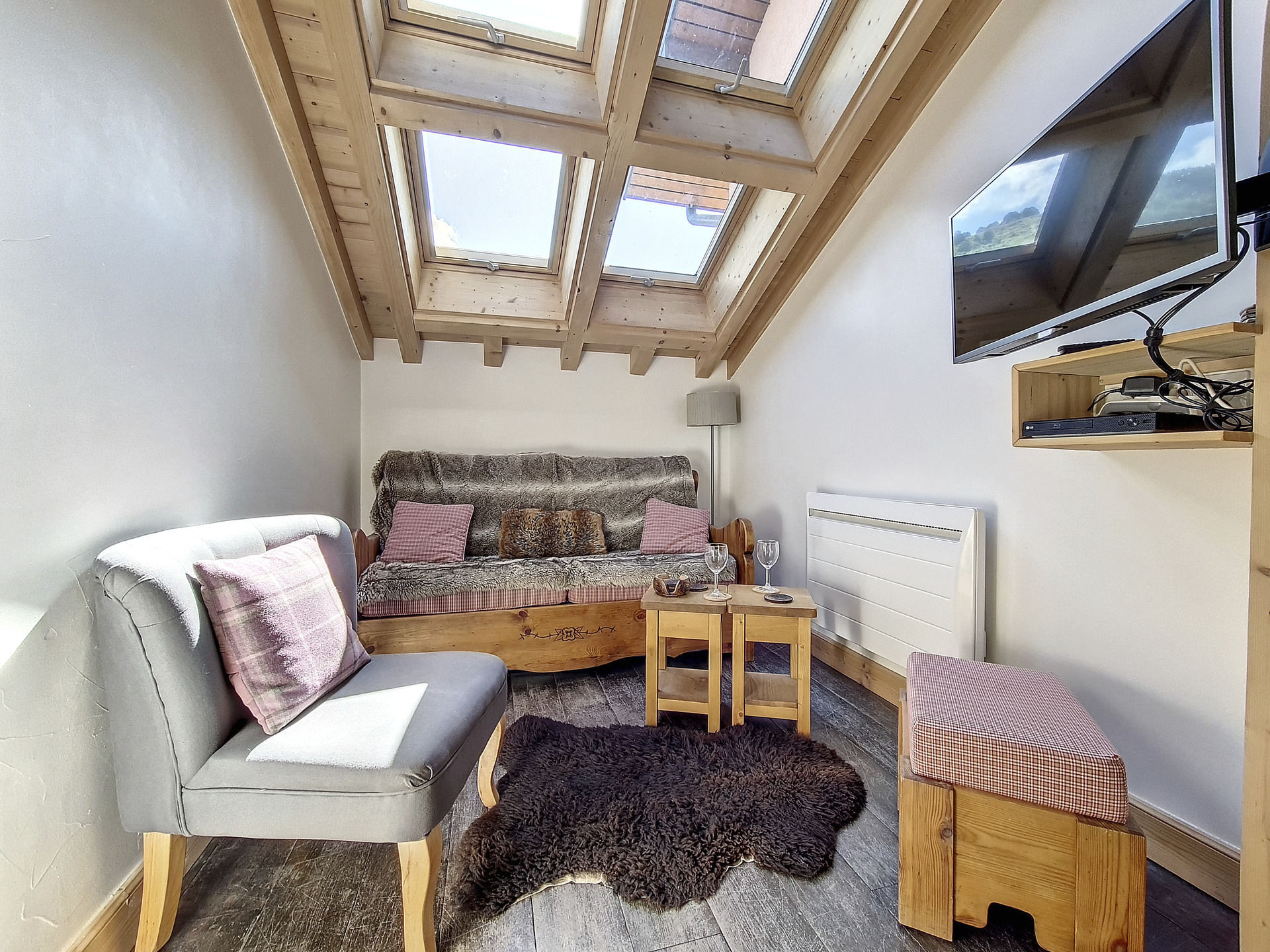 _agence-des-belleville_lv_images__lot_0000045796_11_26890952 _agence-des-belleville_lv_images__lot_0000045796_11_26890952