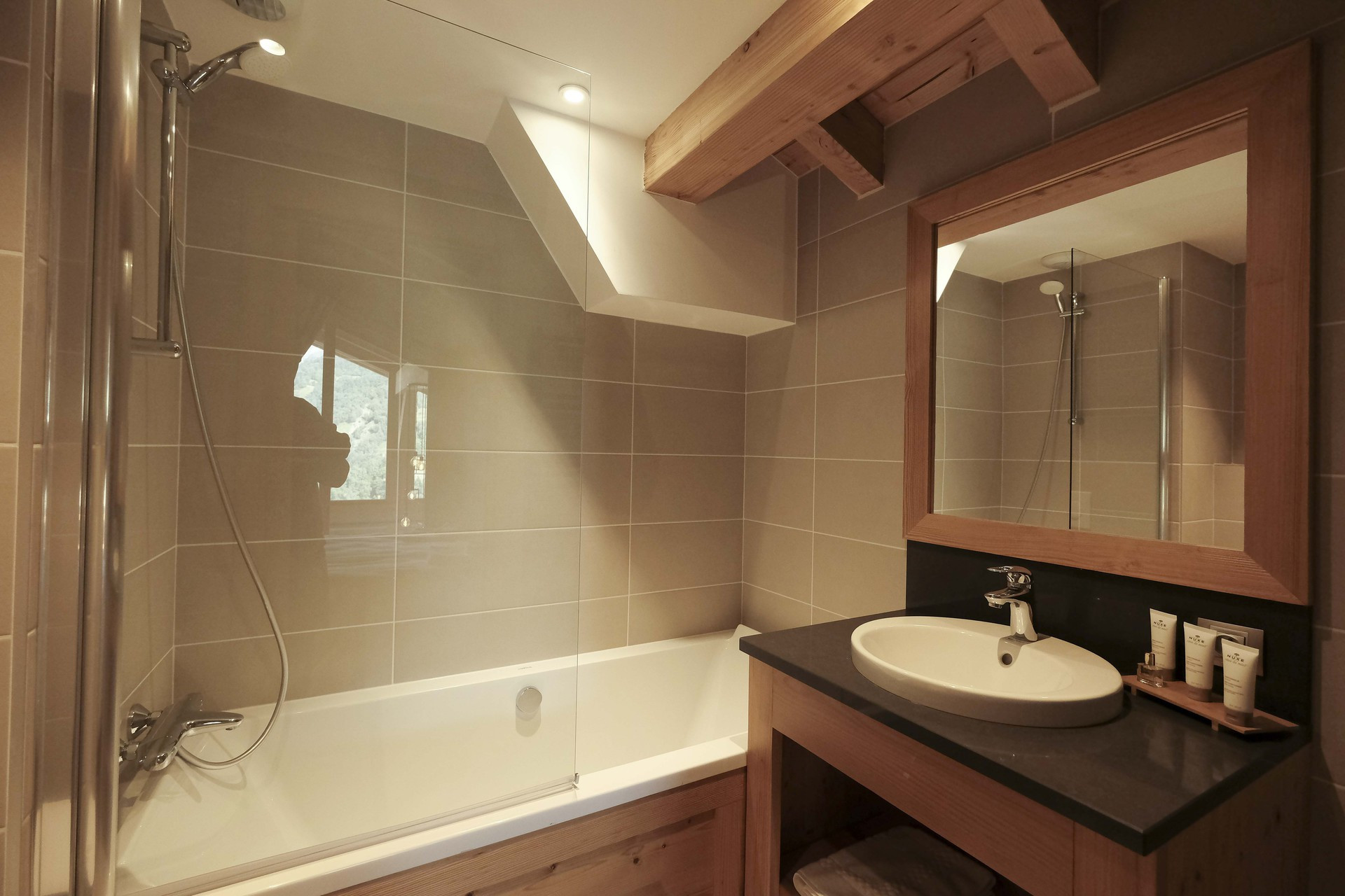 _agence-des-belleville_lv_images__lot_0000045832_14_27337709