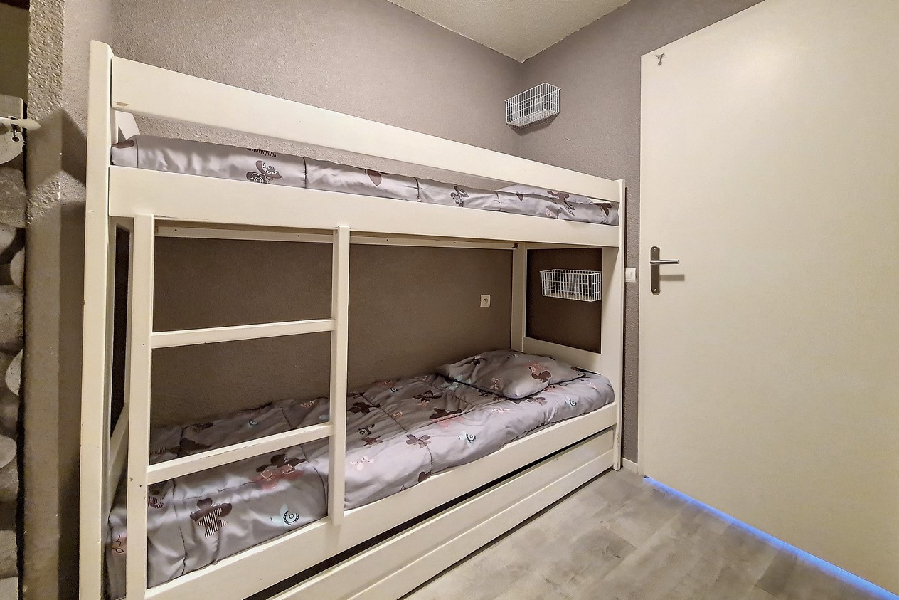 _agence-des-belleville_lv_images__lot_0000070491_04_29715126