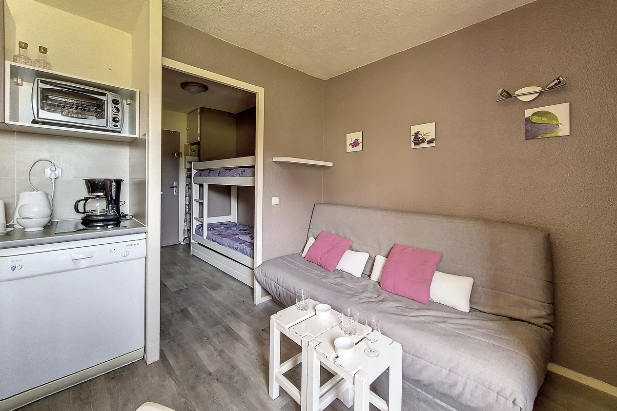 _agence-des-belleville_lv_images__lot_0000070491_10_29715132