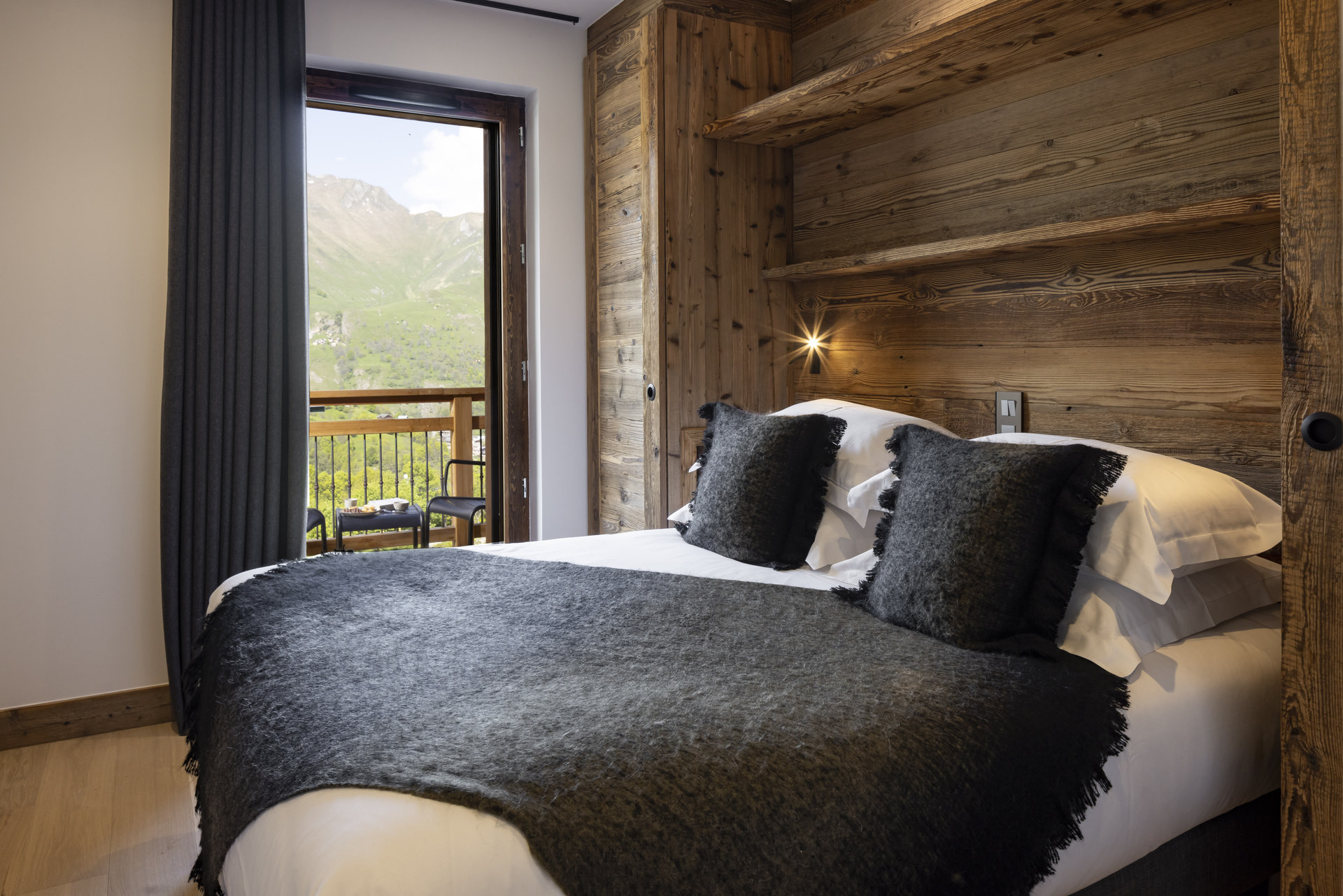 _agence-des-belleville_lv_images__lot_0000070903_08_27540891 _agence-des-belleville_lv_images__lot_0000070903_08_27540891