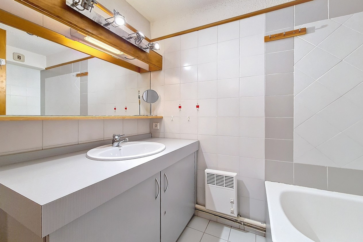 _agence-des-belleville_lv_images__lot_0000071004_11_27863780