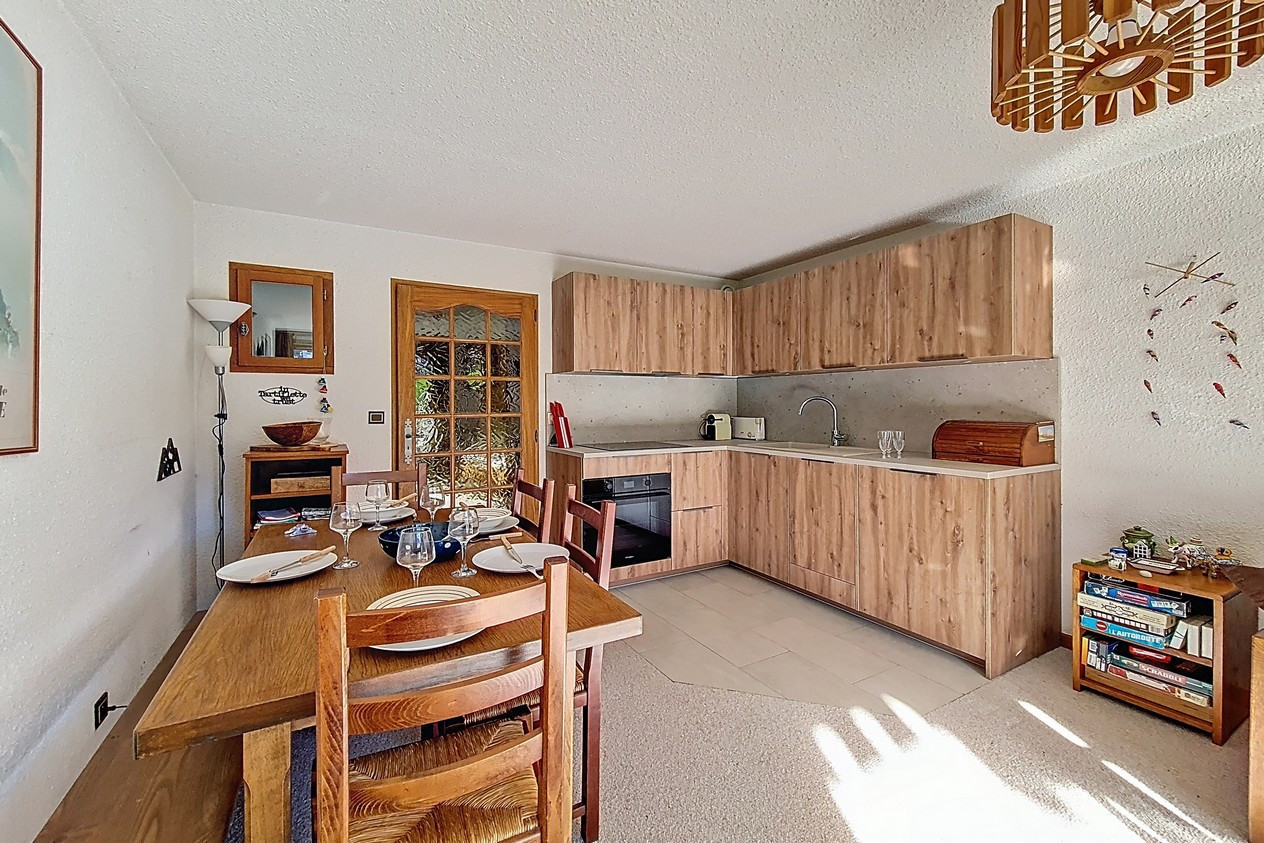 _agence-des-belleville_lv_images__lot_0000071049_03_26855913 _agence-des-belleville_lv_images__lot_0000071049_03_26855913