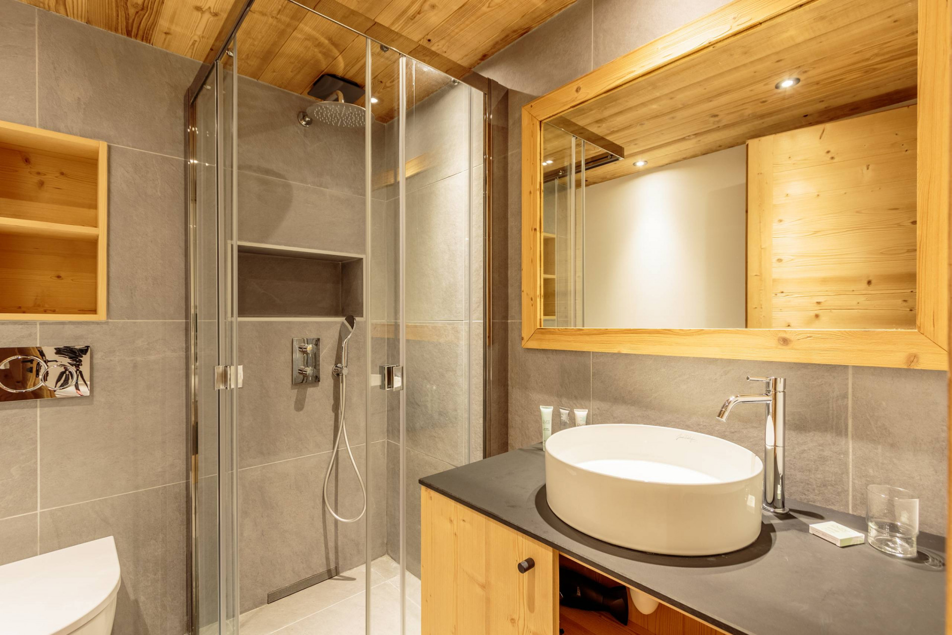_clients_227344005_photos_22433k_32118337