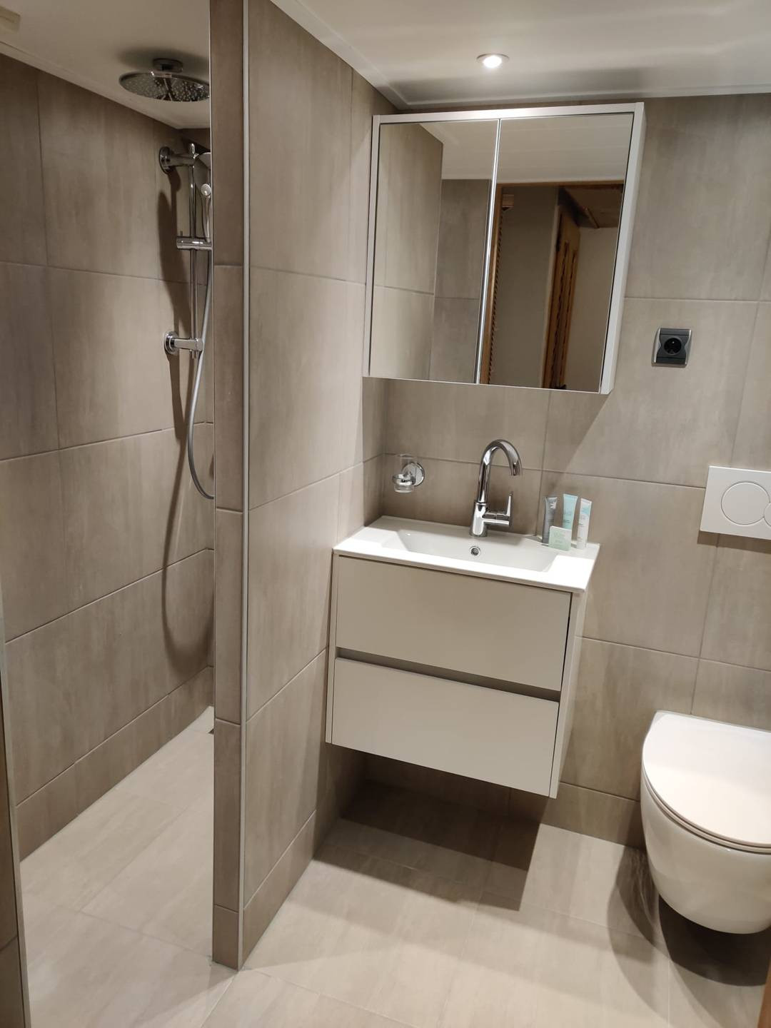 _clients_227344005_photos_22438k_32118695