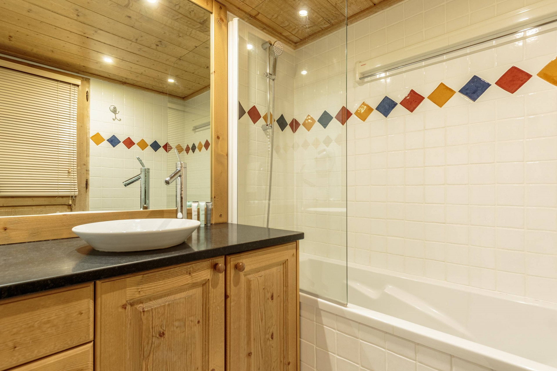 _clients_227344005_photos_22691l_23856935