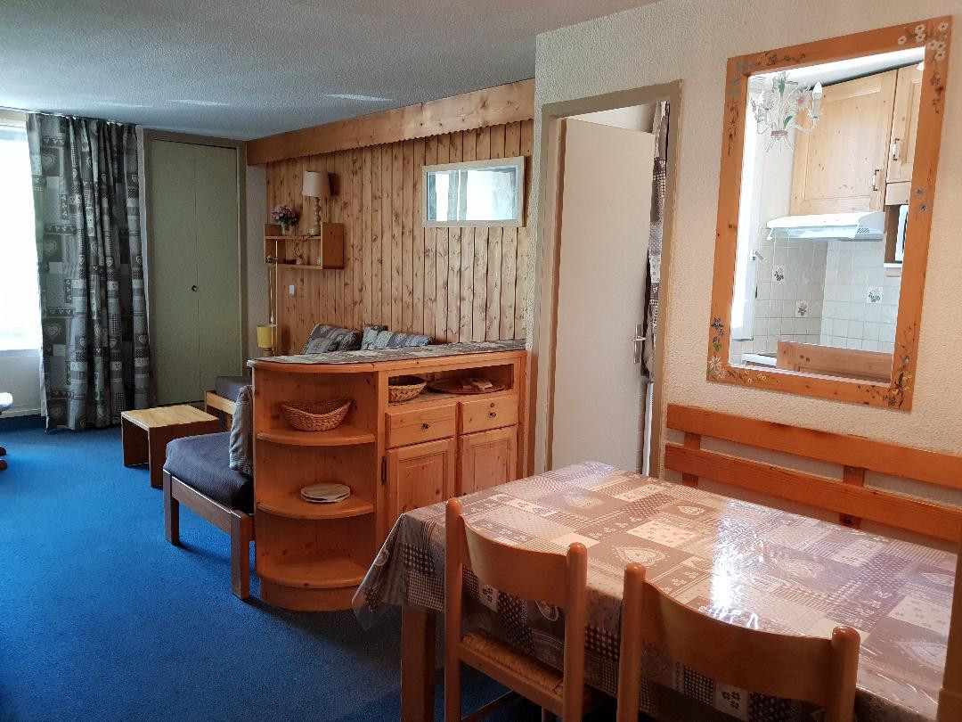 _lv_images__lot_0000000010_04_29767710