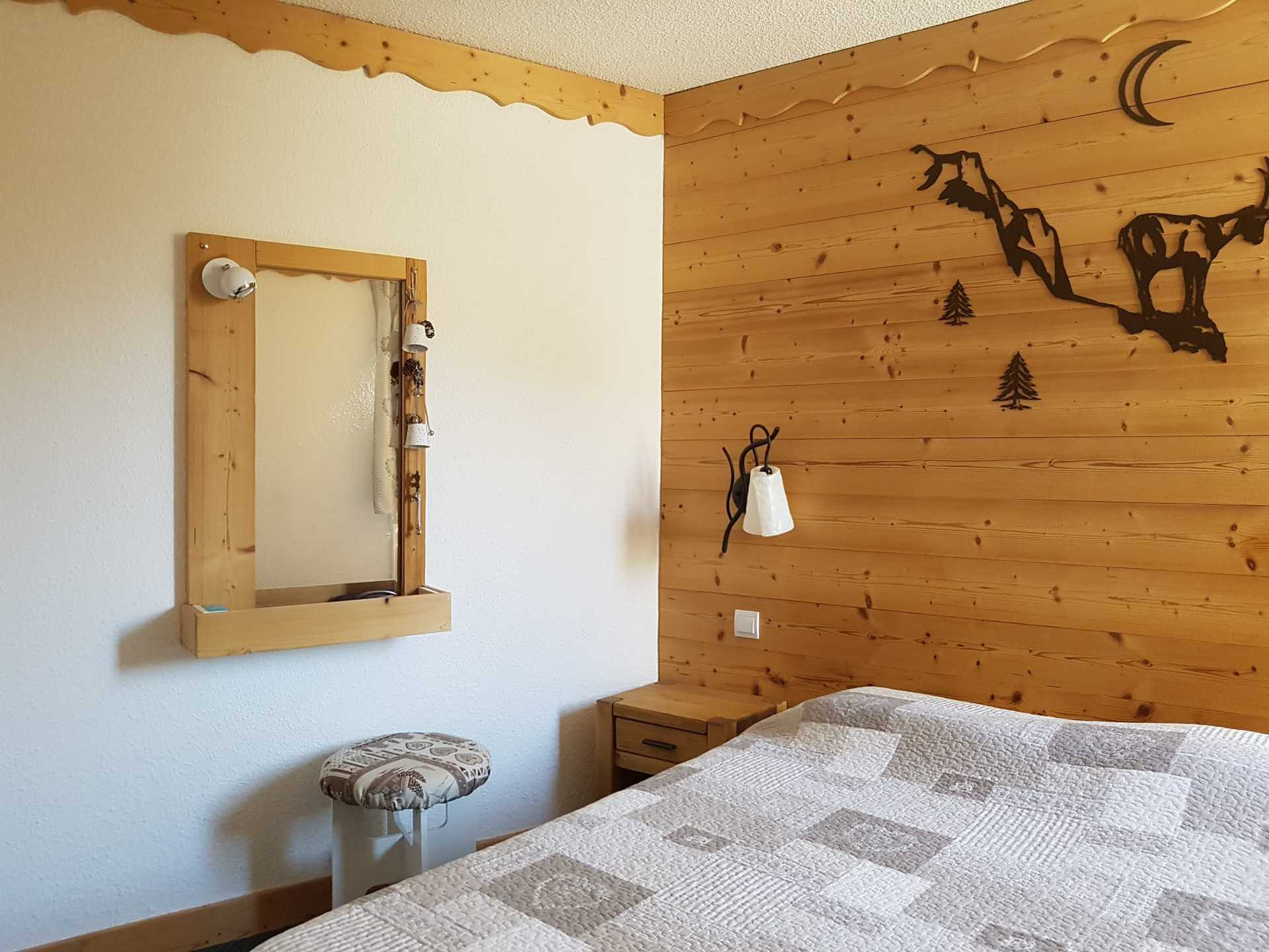 _lv_images__lot_0000000017_01_29647912 _lv_images__lot_0000000017_01_29647912