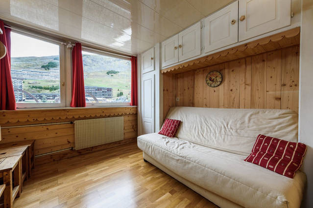 _lv_images__lot_0000000022_01_29328675