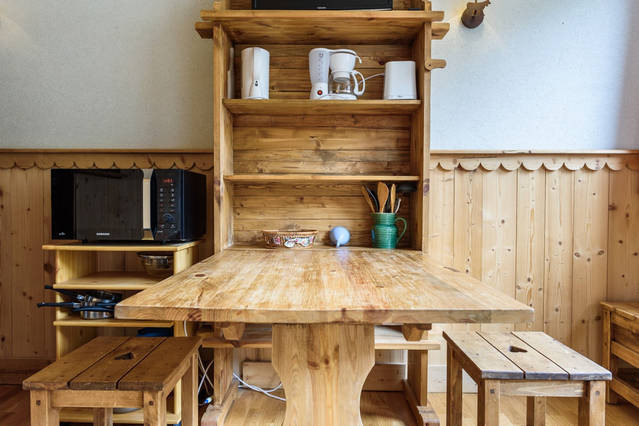 _lv_images__lot_0000000022_02_27593746