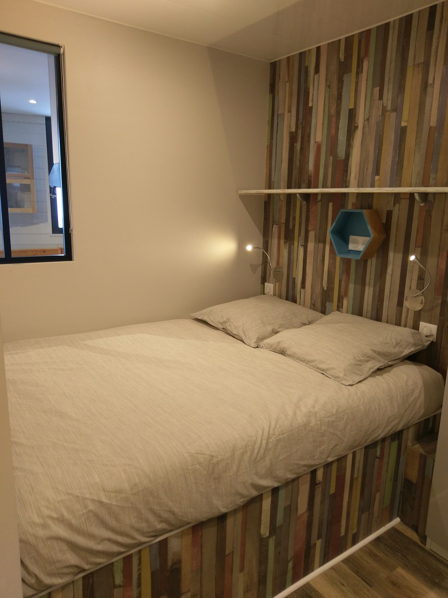 _lv_images__lot_0000000032_05_27536266 _lv_images__lot_0000000032_05_27536266