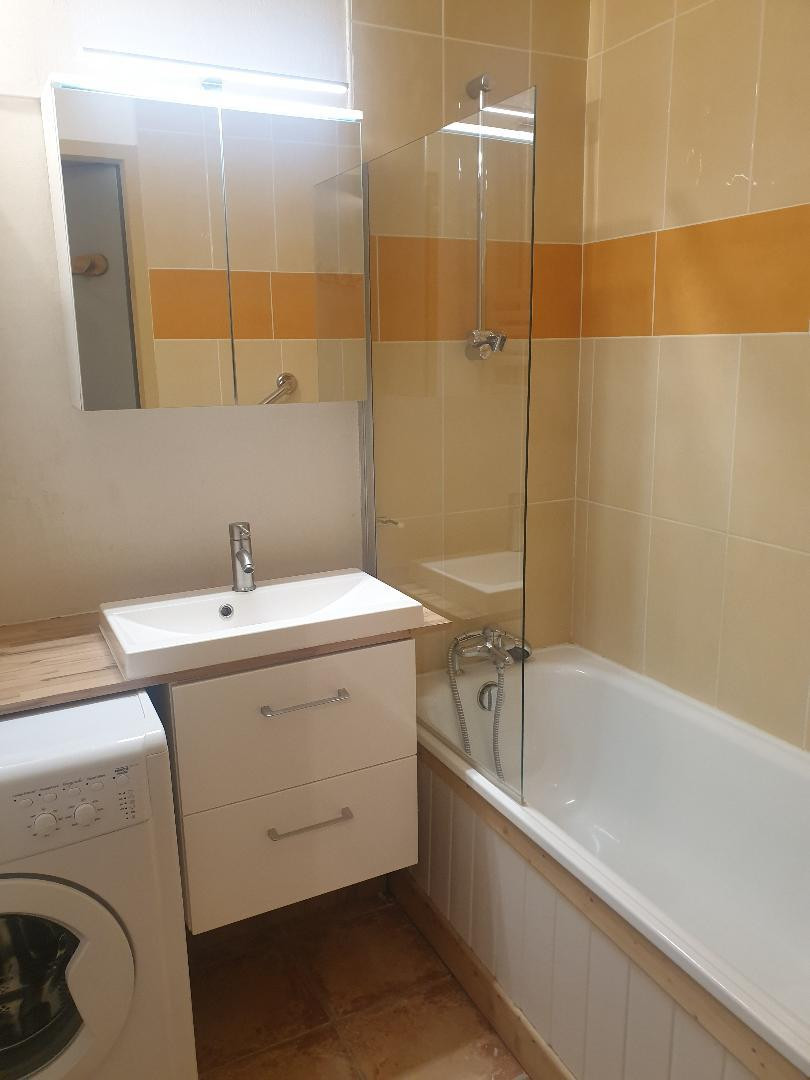 _lv_images__lot_0000000070_07_26765153 _lv_images__lot_0000000070_07_26765153