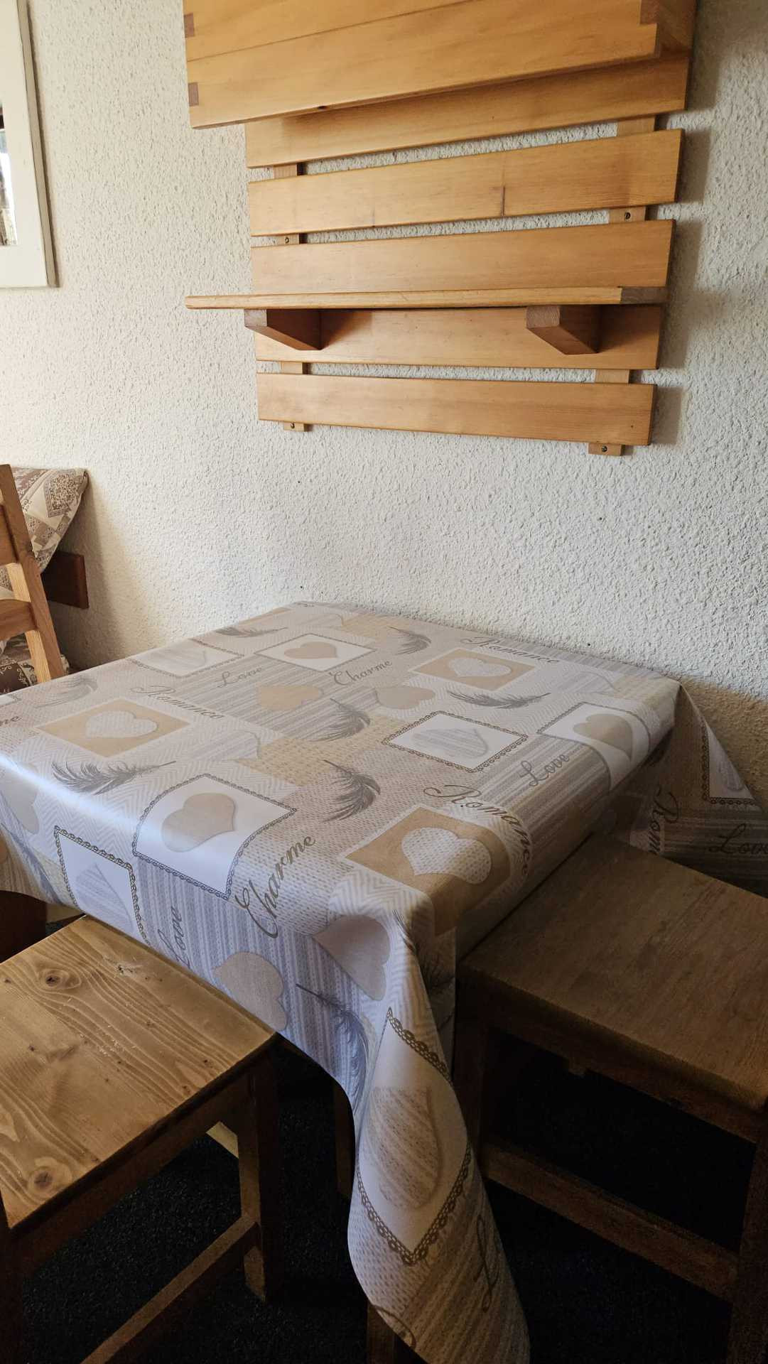 _lv_images__lot_0000000110_09_29688142