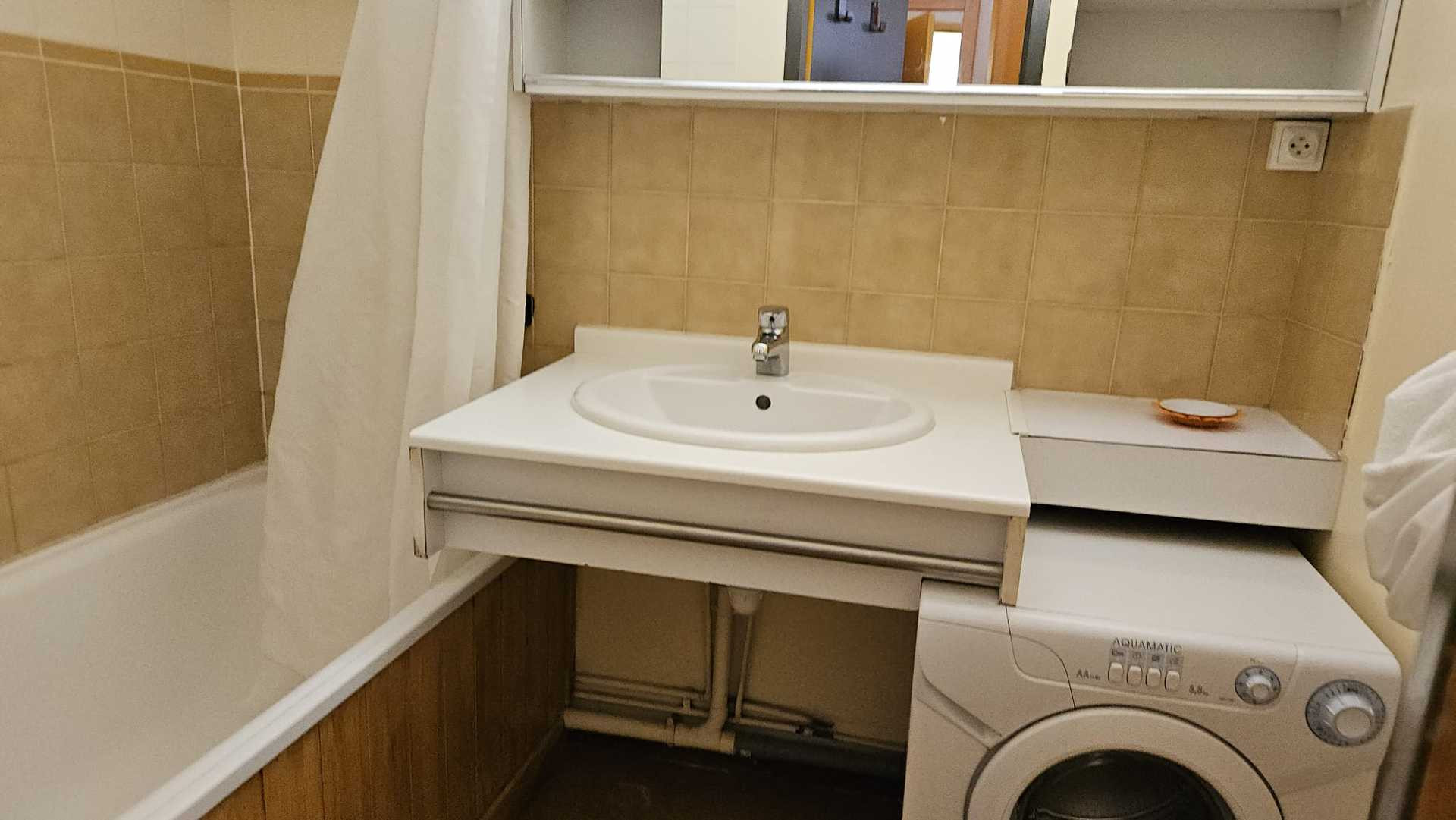 _lv_images__lot_0000000110_10_27911987 _lv_images__lot_0000000110_10_27911987