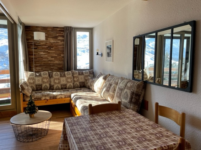 _lv_images__lot_0000000136_09_27824499