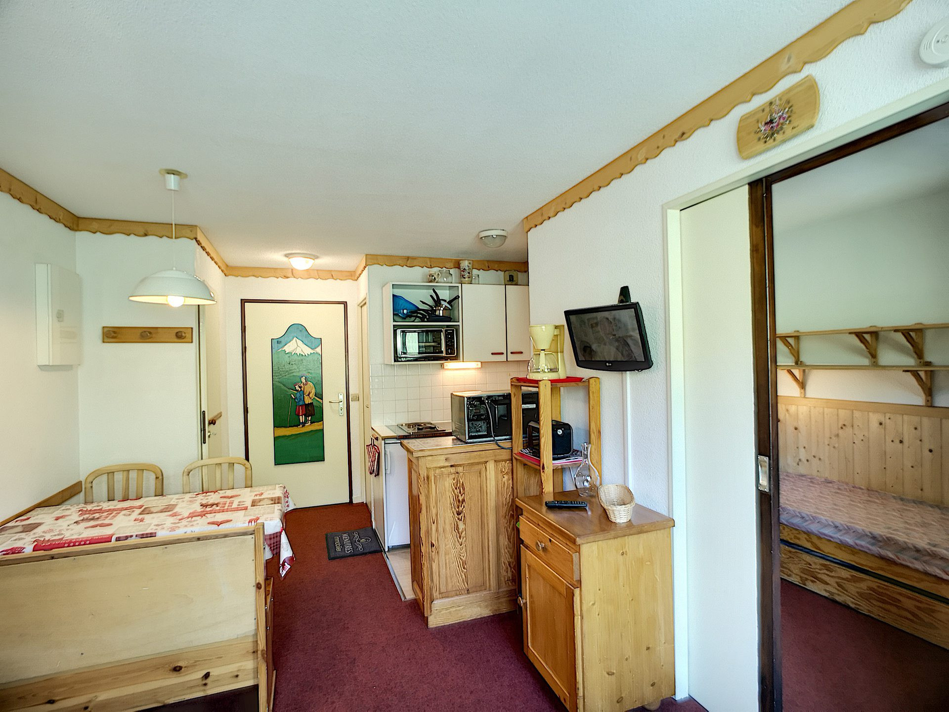 _lv_images__lot_0002000042_02_29425084