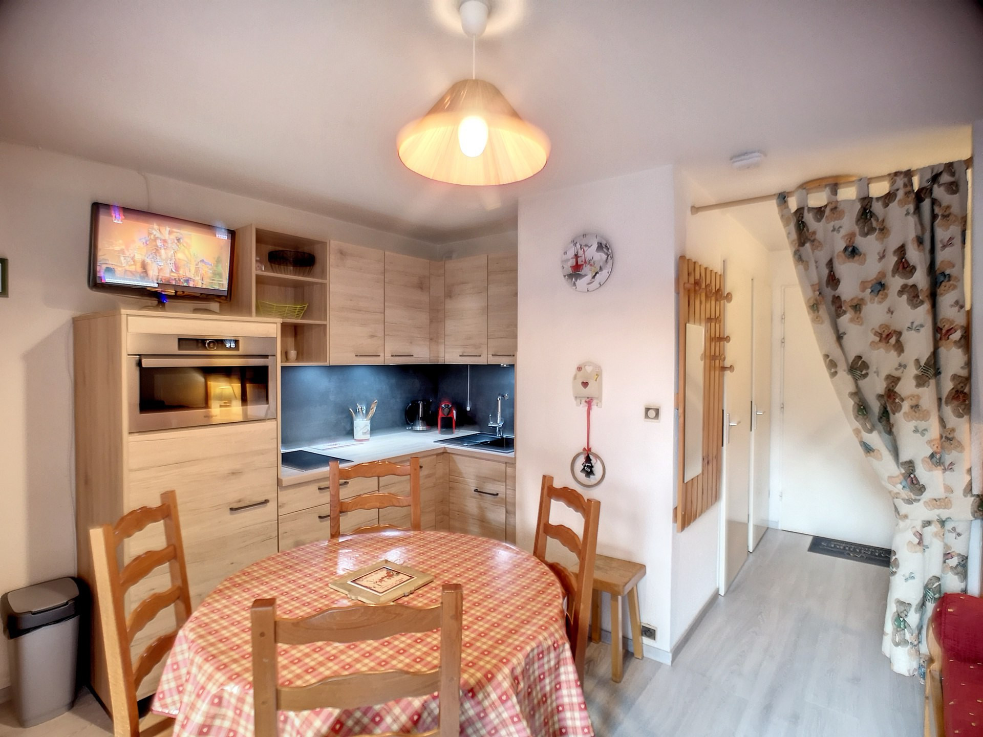 _lv_images__lot_0002011308_04_27857102 _lv_images__lot_0002011308_04_27857102