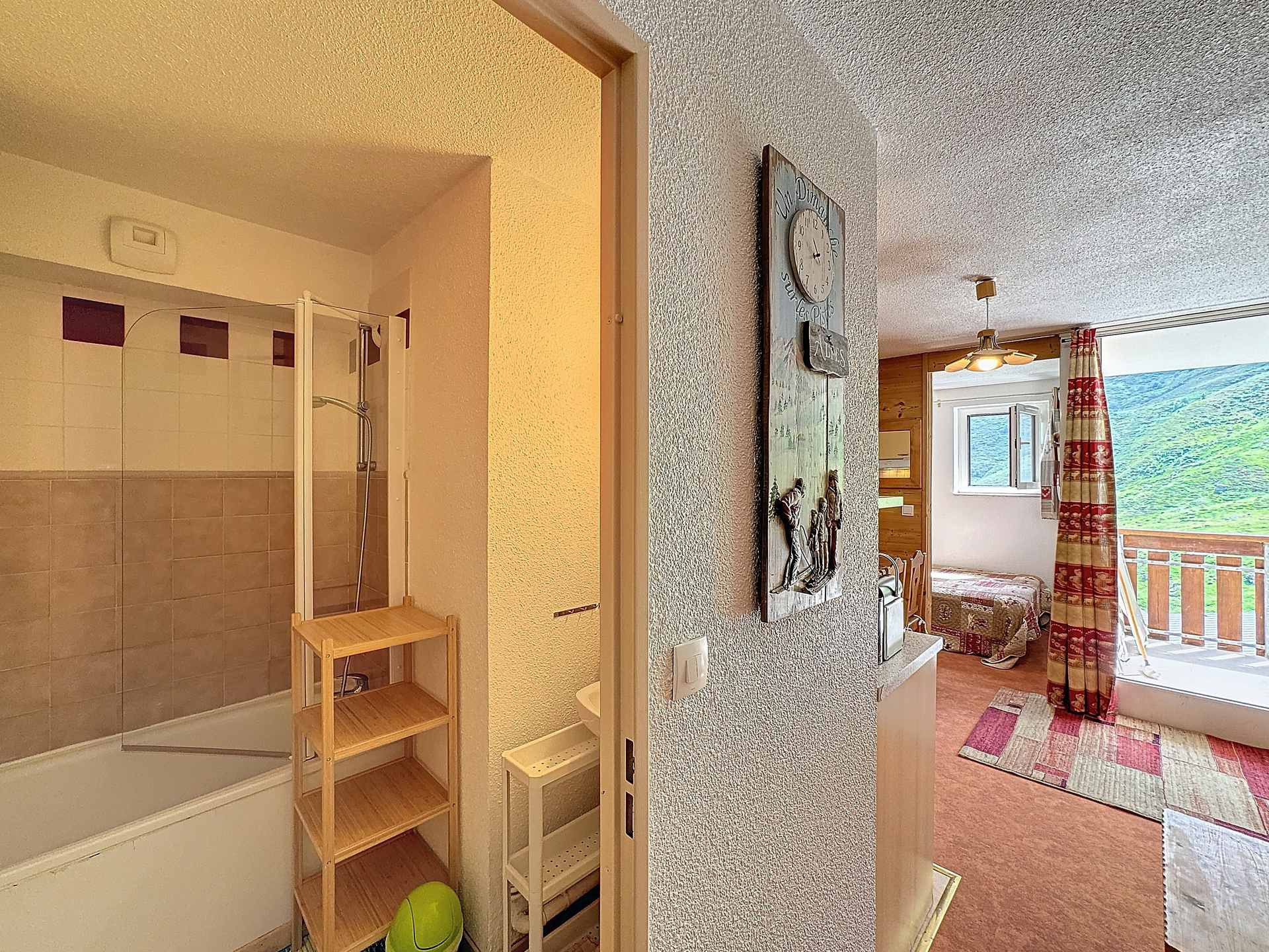 _lv_images__lot_0002011606_07_26810700 _lv_images__lot_0002011606_07_26810700