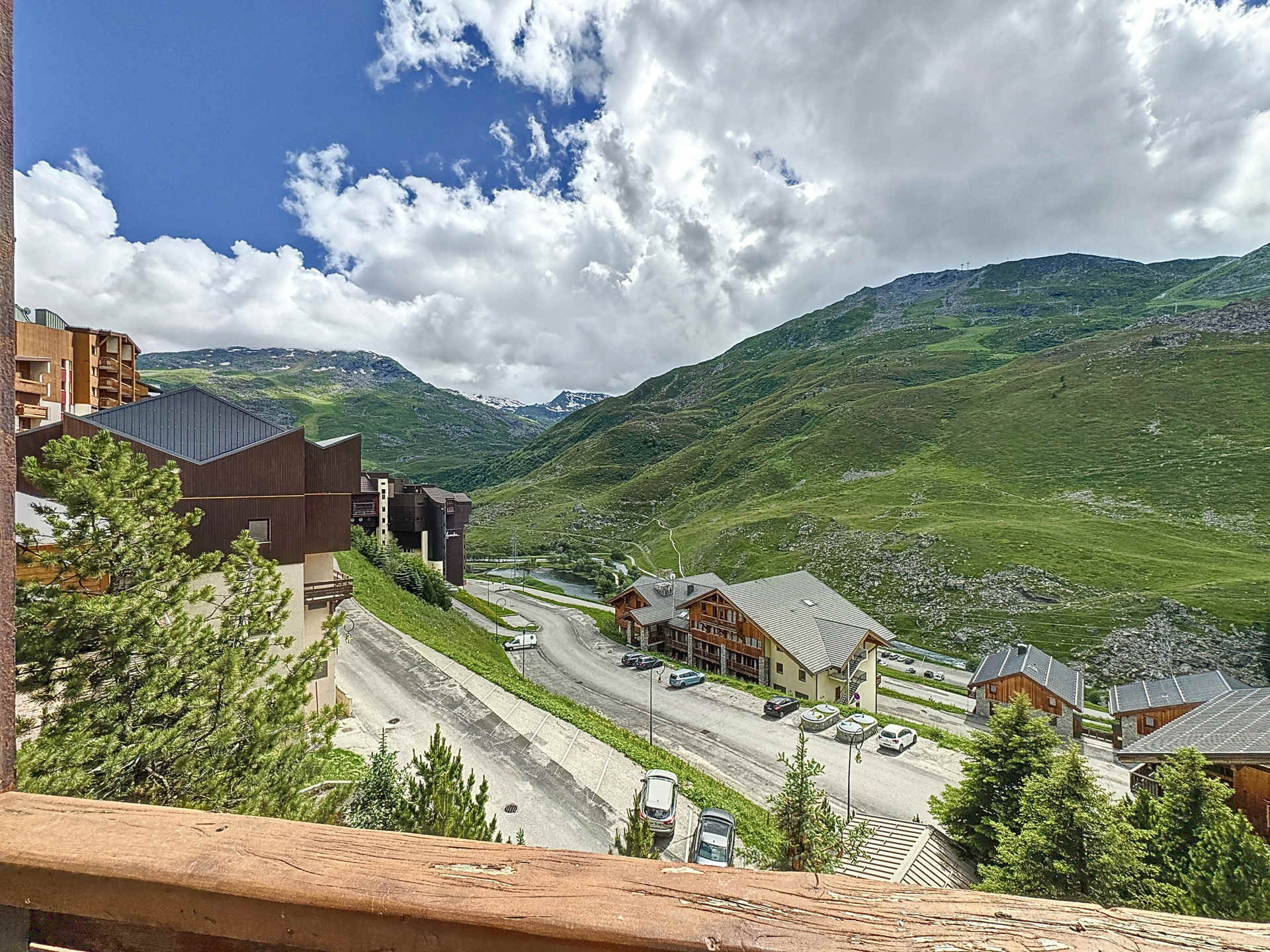 _lv_images__lot_0002011606_13_30267185
