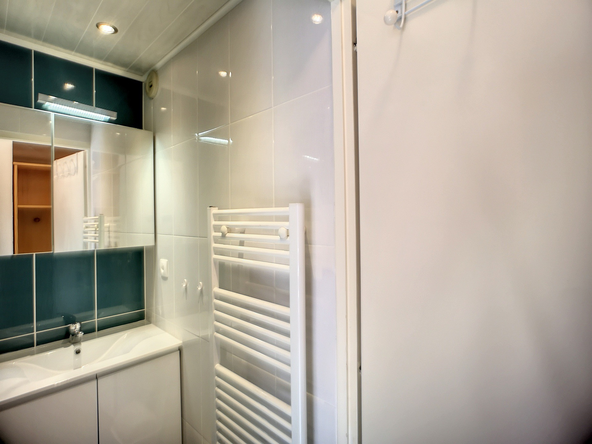 _lv_images__lot_0002030018_06_26882278 _lv_images__lot_0002030018_06_26882278