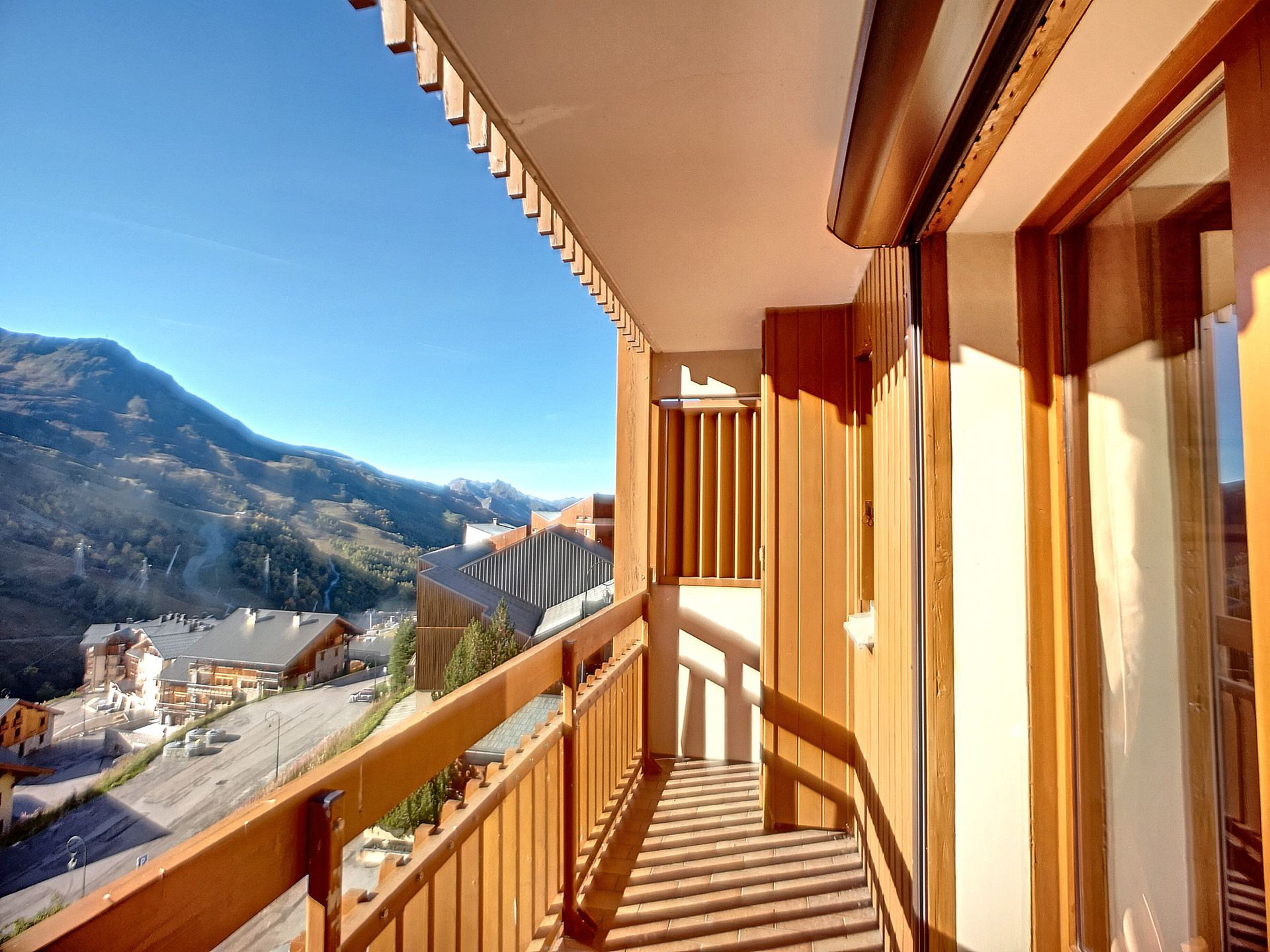 _lv_images__lot_0002030018_16_27438970 _lv_images__lot_0002030018_16_27438970