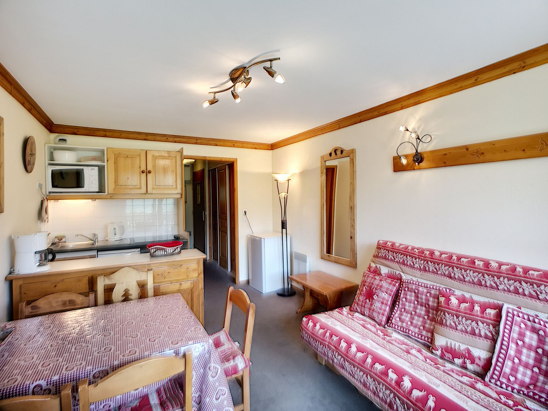 _lv_images__lot_0002050910_02_26862285 _lv_images__lot_0002050910_02_26862285