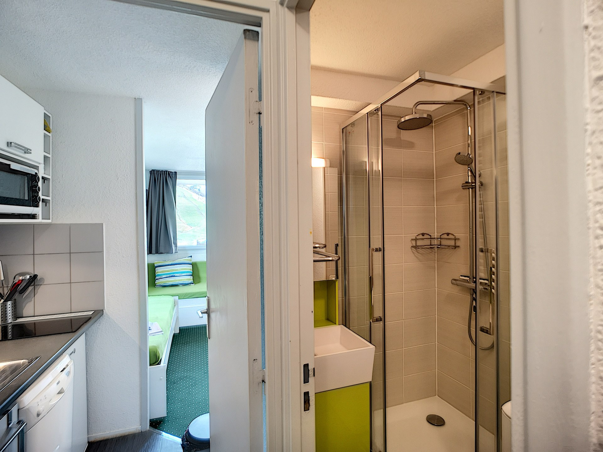 _lv_images__lot_0007000206_08_26882995