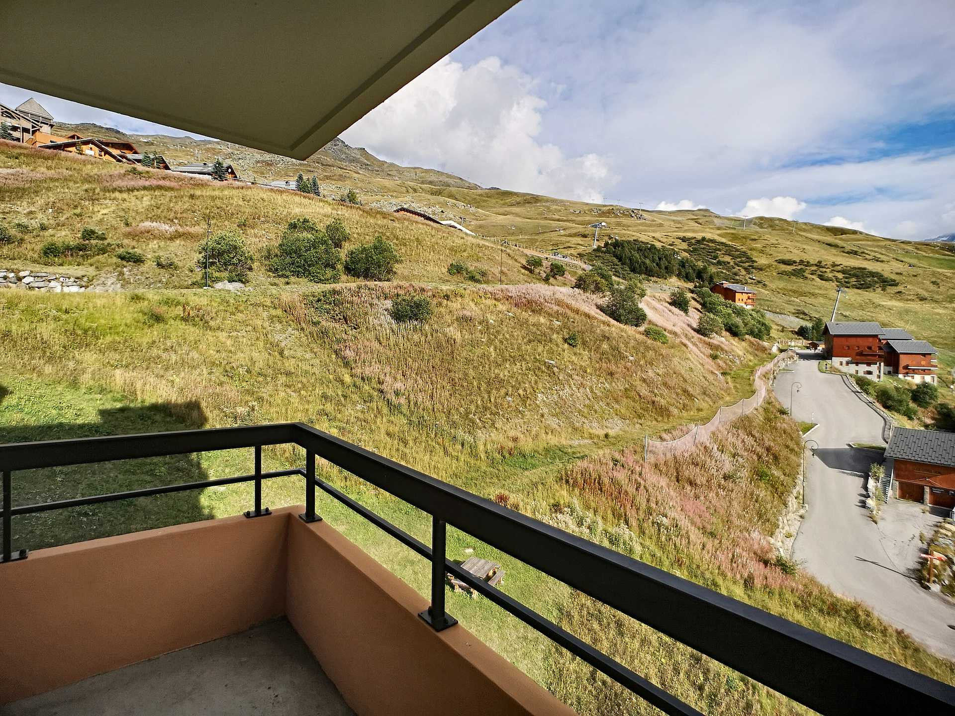 _lv_images__lot_0007000206_10_26882997