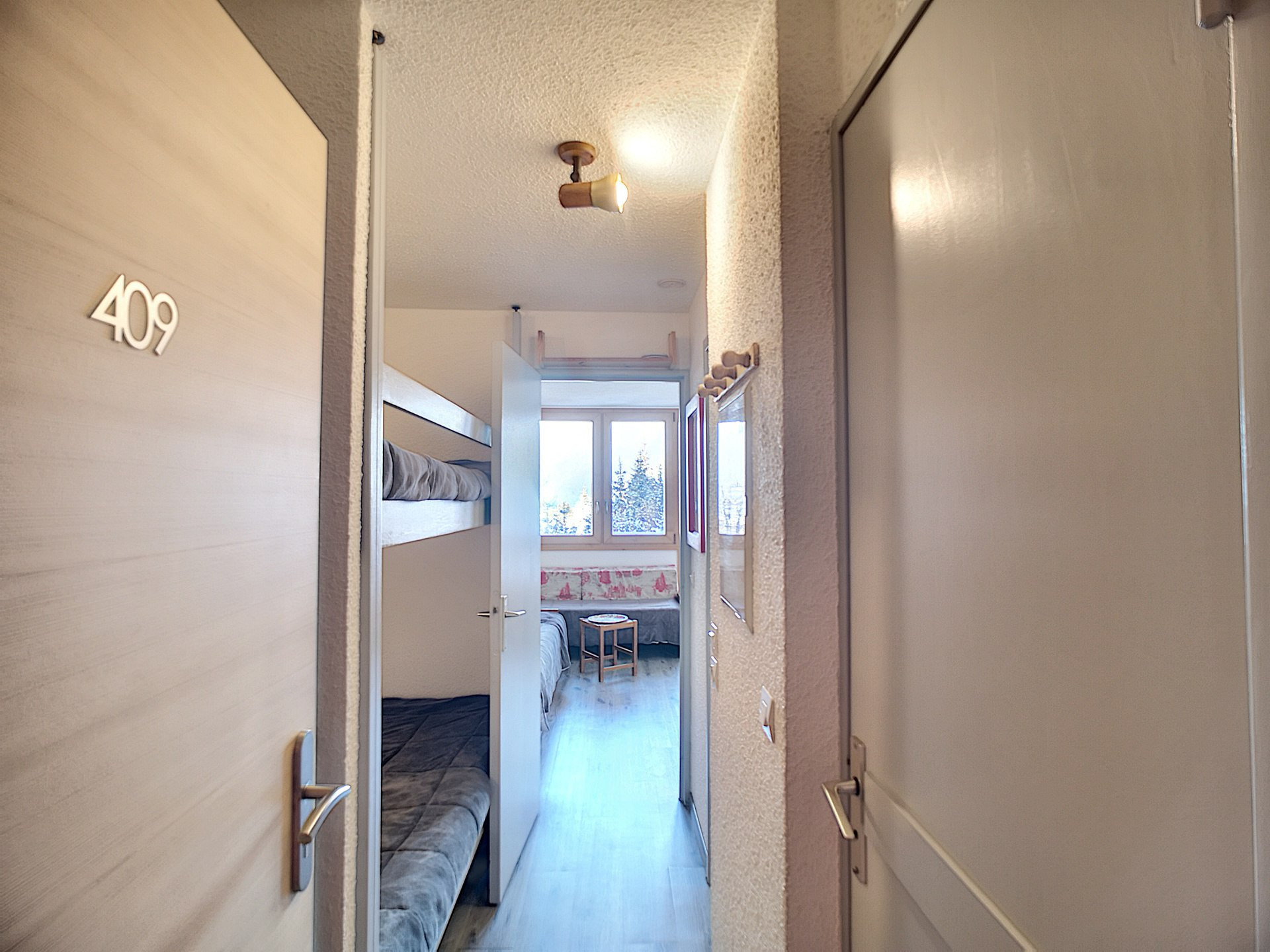 _lv_images__lot_0007010409_09_27591799 _lv_images__lot_0007010409_09_27591799