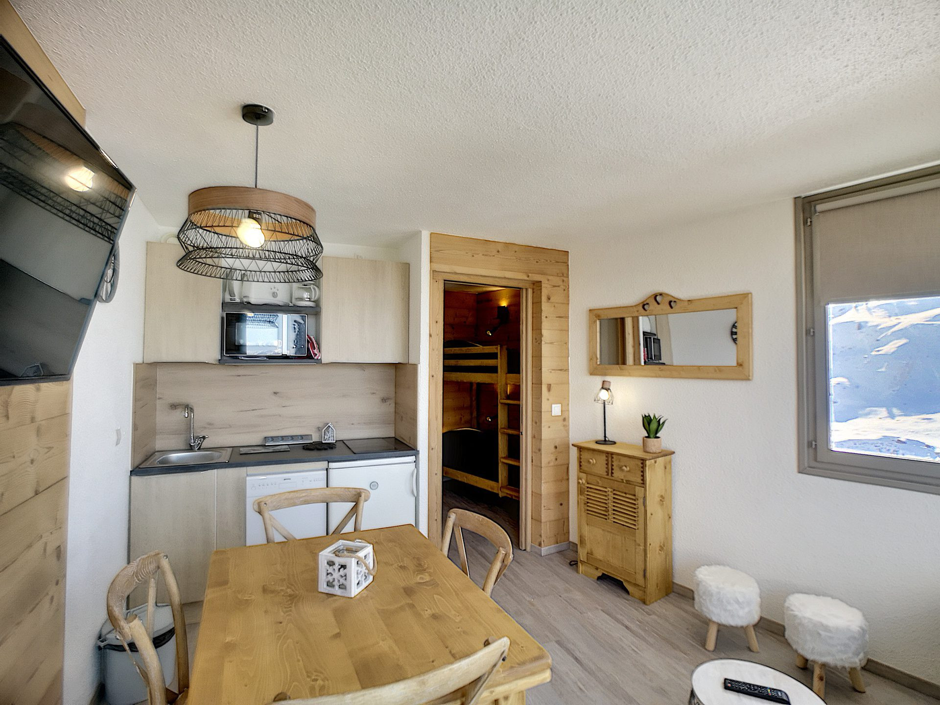 _lv_images__lot_0007010513_02_27476345 _lv_images__lot_0007010513_02_27476345