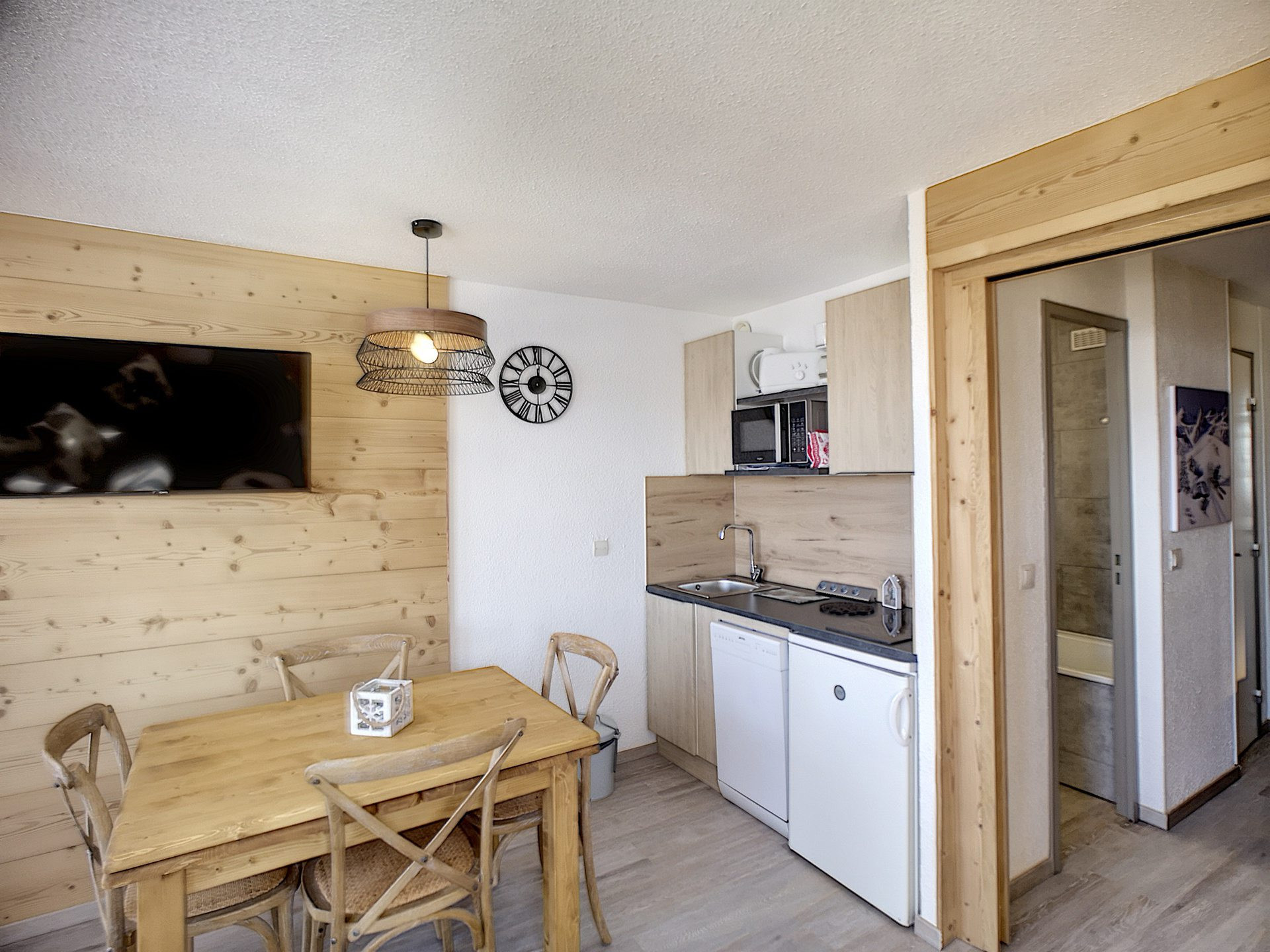 _lv_images__lot_0007010513_03_27457344 _lv_images__lot_0007010513_03_27457344