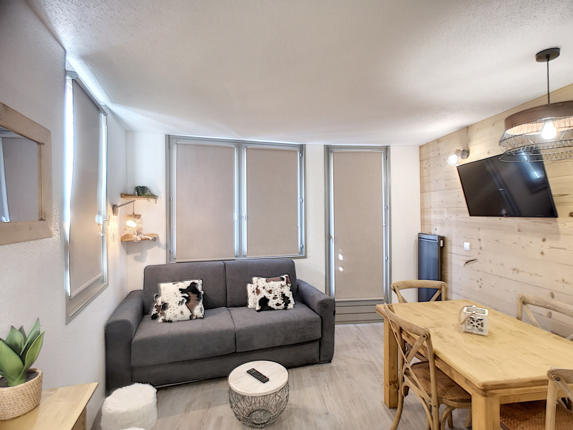 _lv_images__lot_0007010513_09_27476352 _lv_images__lot_0007010513_09_27476352