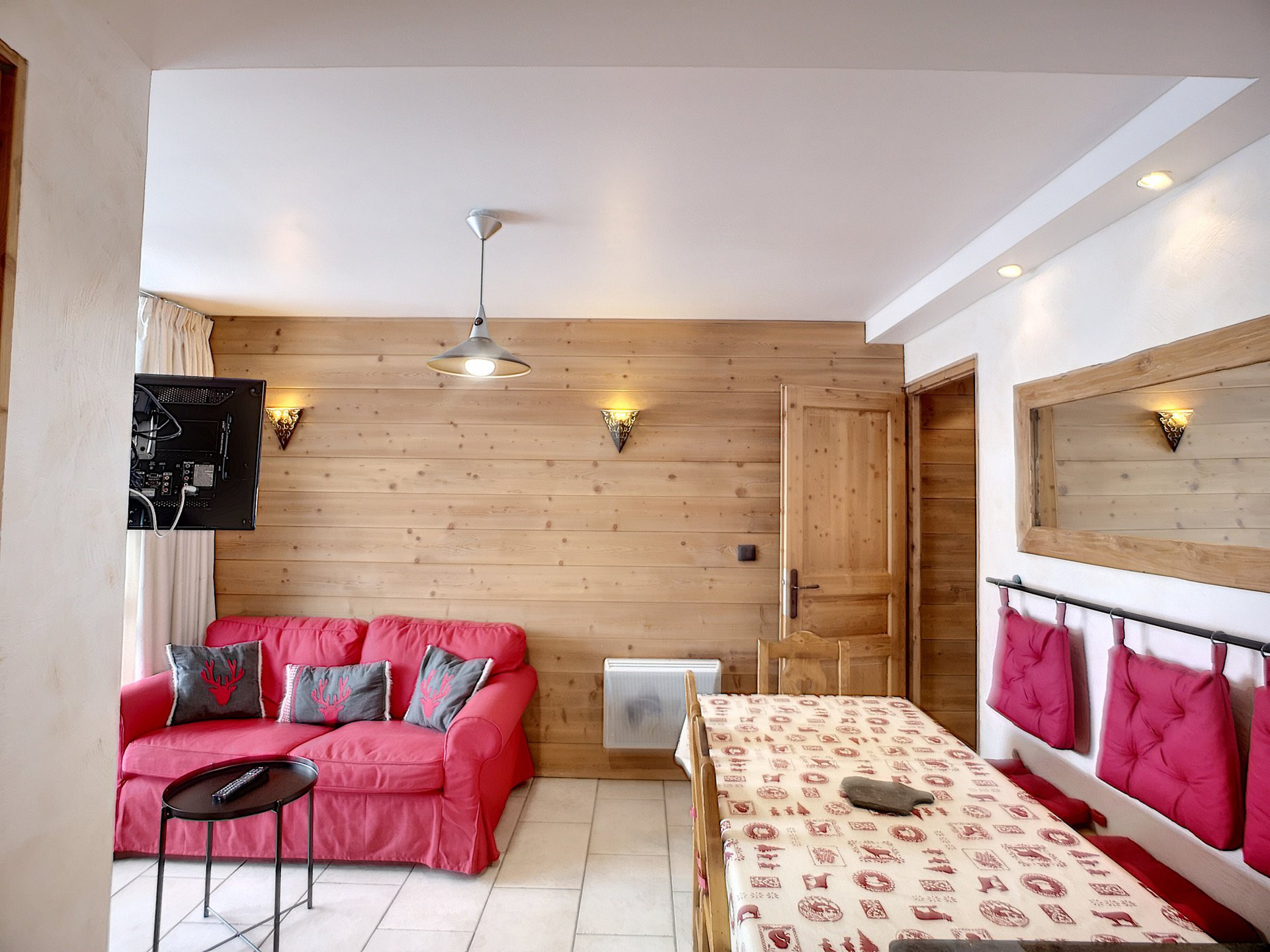 _lv_images__lot_0007040002_05_29107956