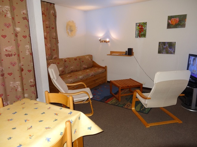 _lv_images__lot_0007050422_02_27477807 _lv_images__lot_0007050422_02_27477807