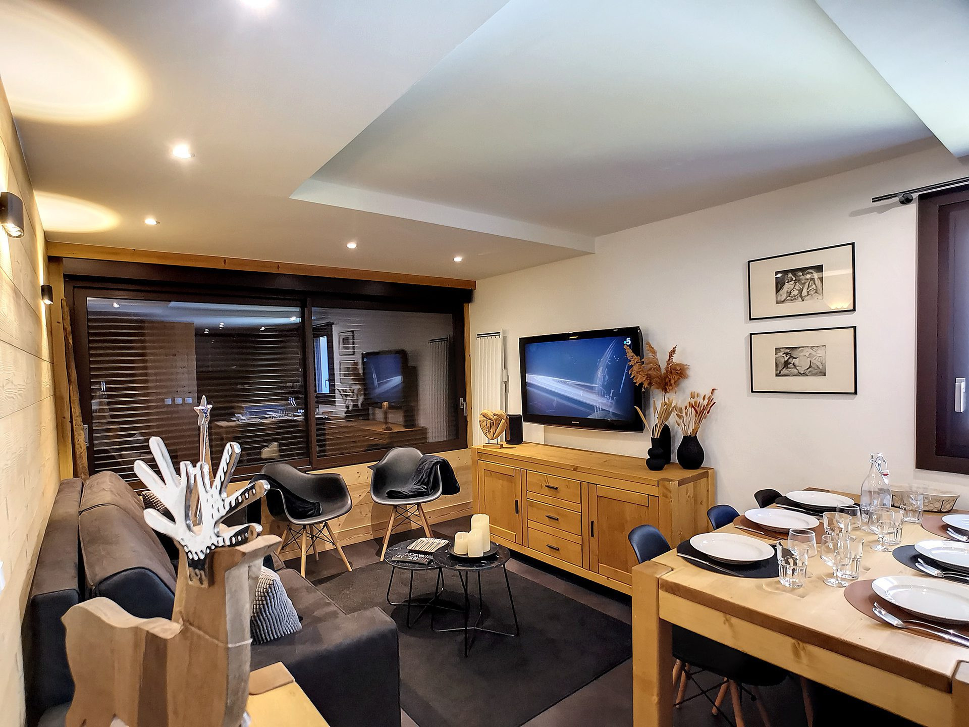 _lv_images__lot_0012000025_02_28821058 _lv_images__lot_0012000025_02_28821058