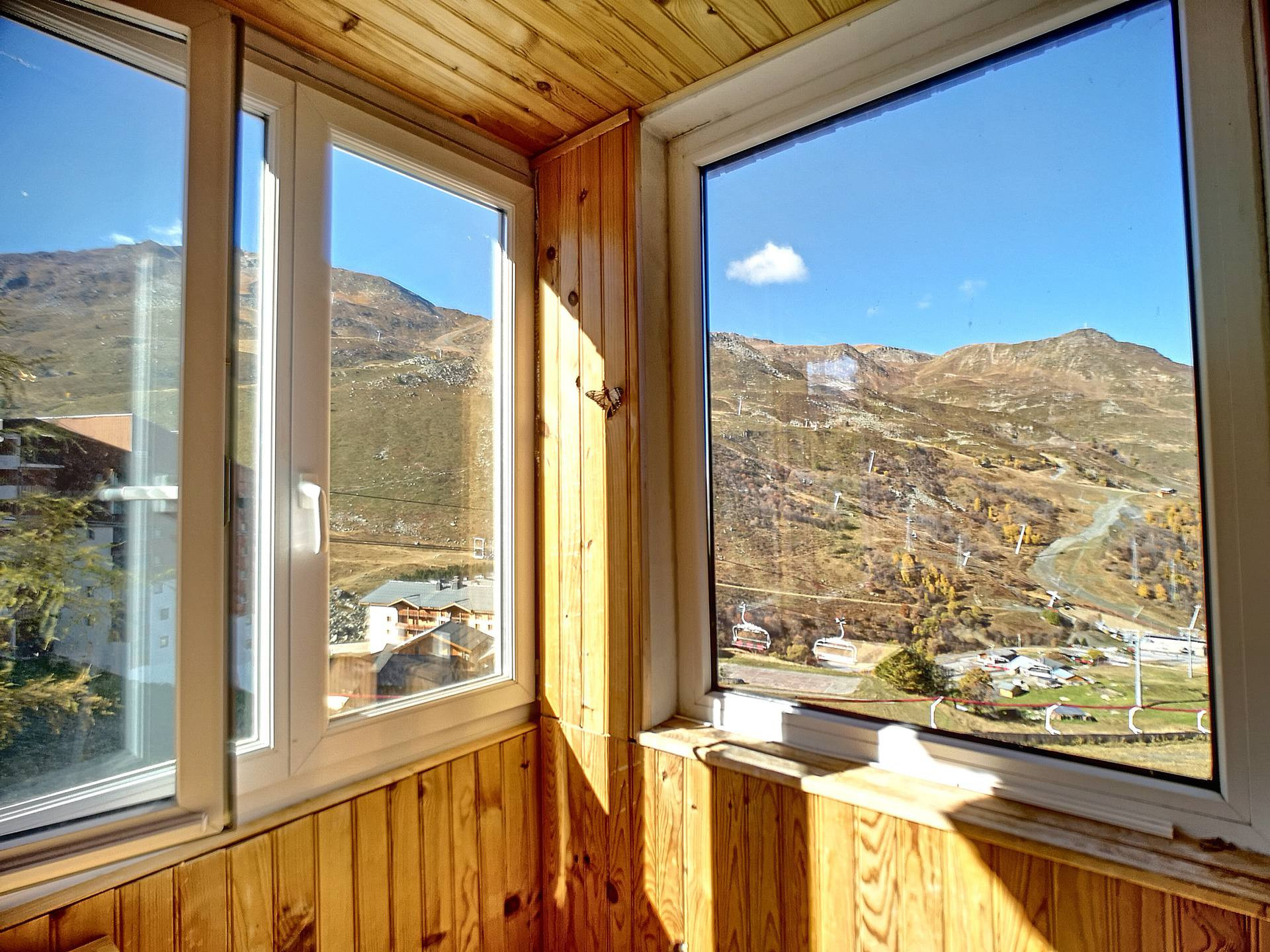 _lv_images__lot_0012010201_16_27630416 _lv_images__lot_0012010201_16_27630416