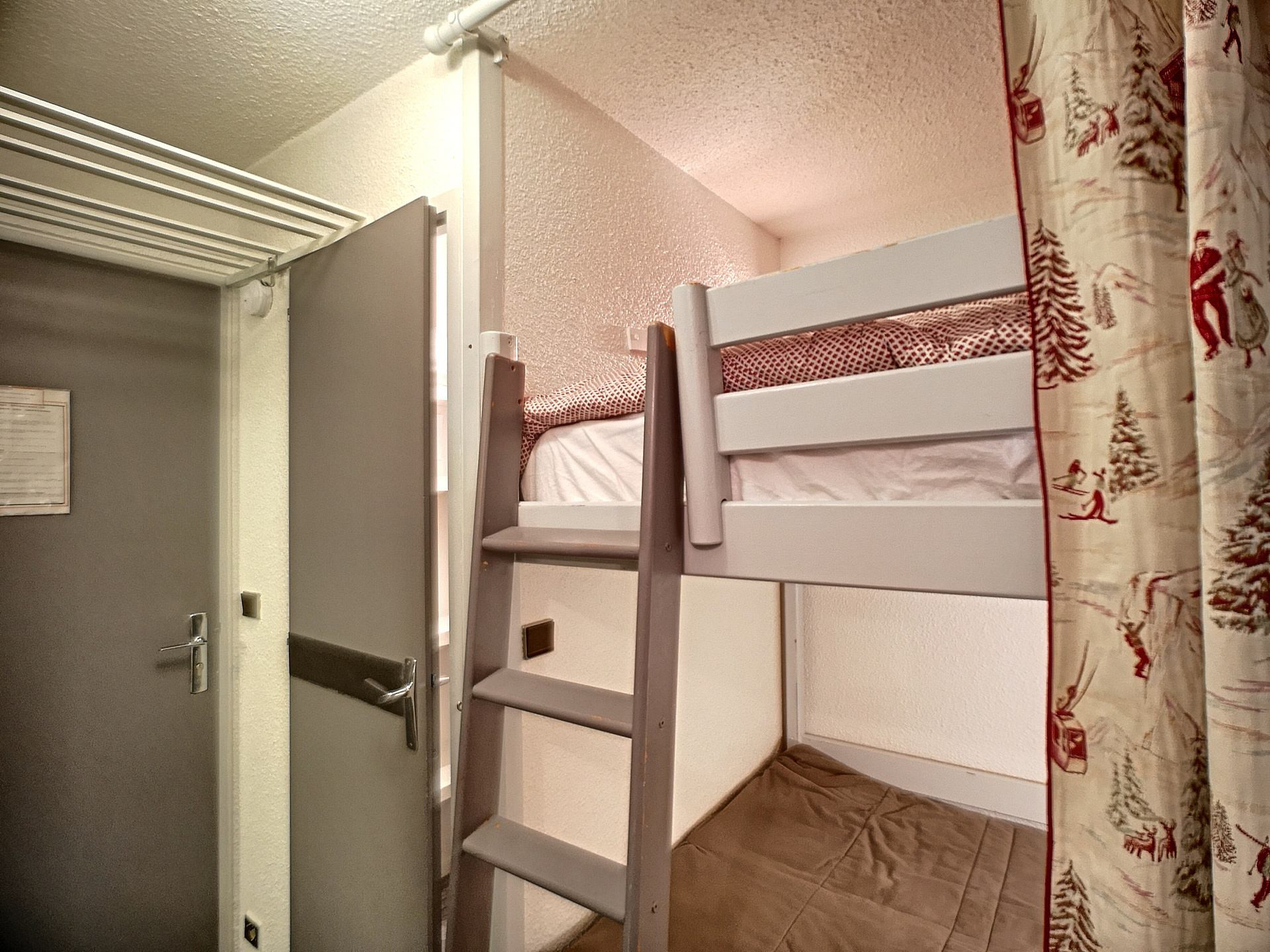 _lv_images__lot_0012020111_09_29305542 _lv_images__lot_0012020111_09_29305542