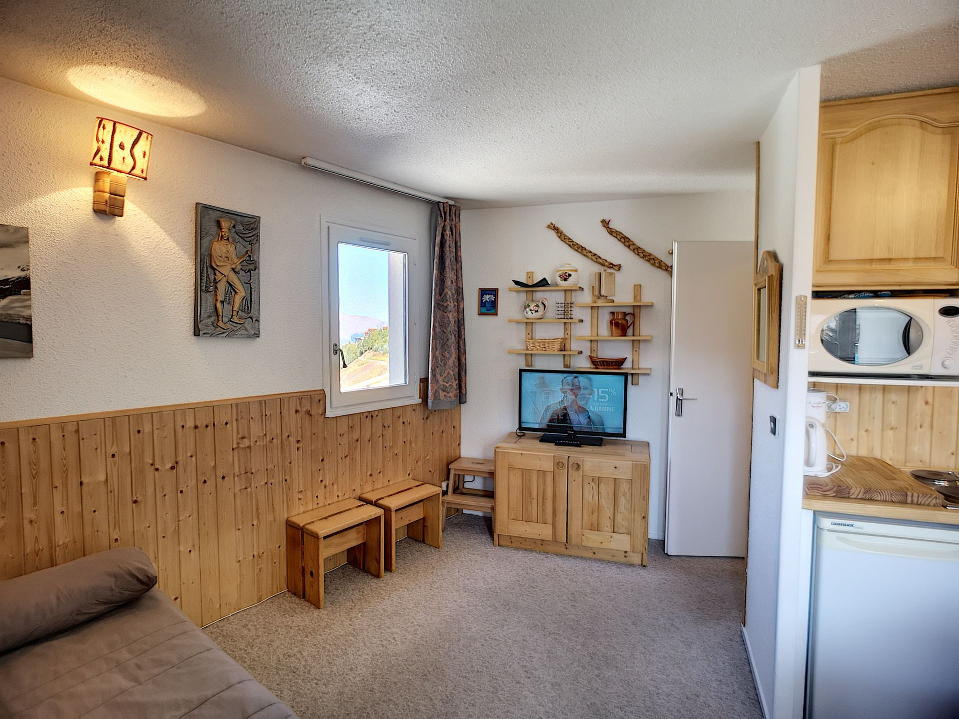 _lv_images__lot_0012020301_04_33211774 _lv_images__lot_0012020301_04_33211774