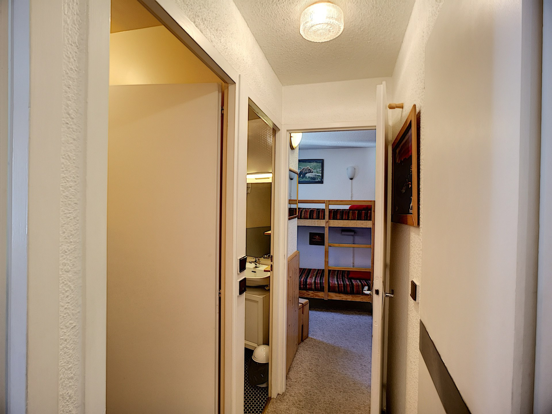 _lv_images__lot_0012020301_05_24627240
