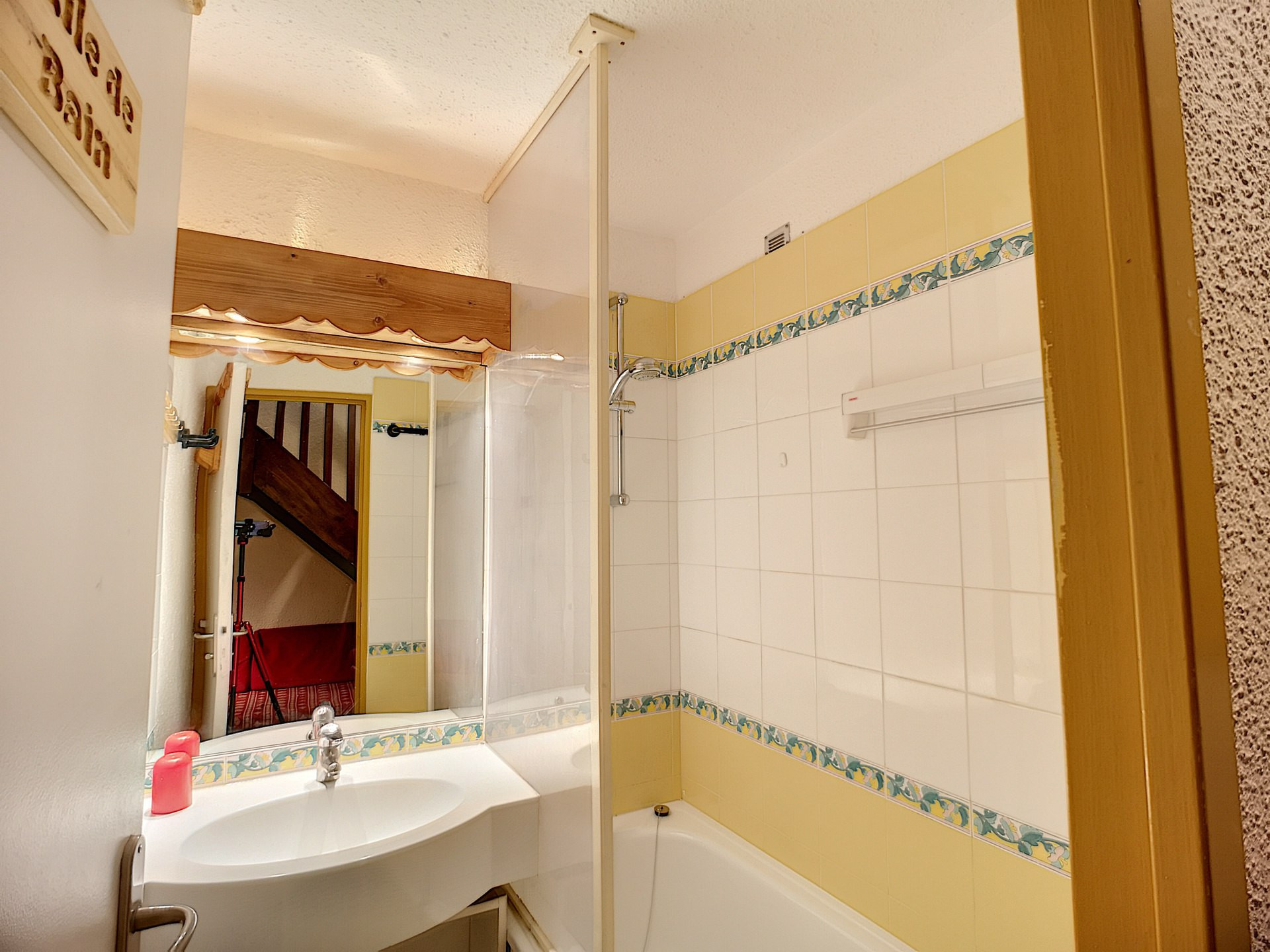 _lv_images__lot_0012030817_12_33064760